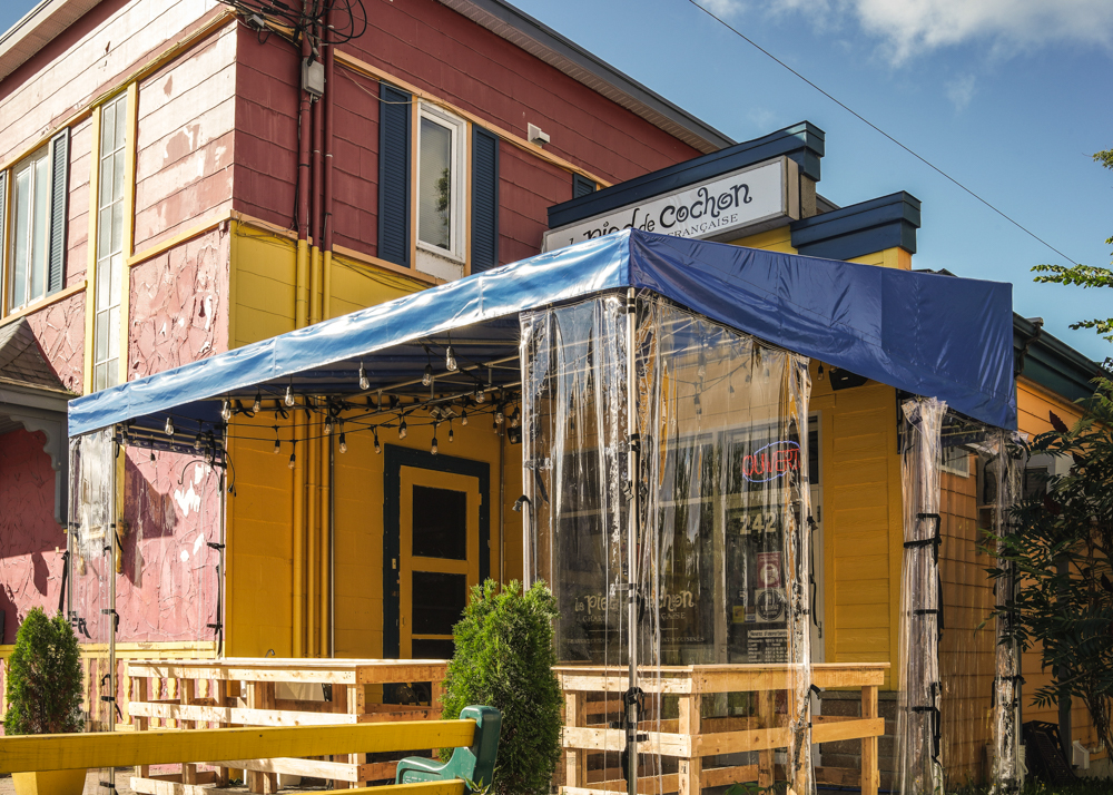 Auvent commercial - Commercial • Été