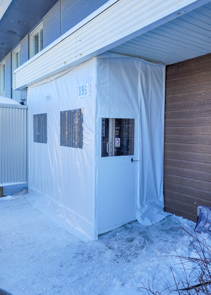 Toile contour avec porte rigide - Commercial • Hiver