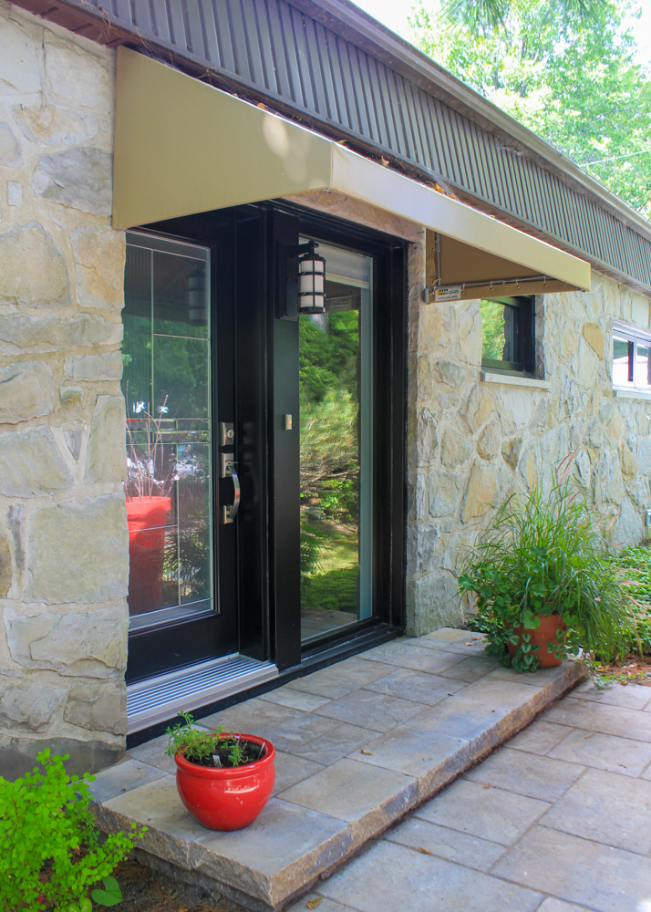 Auvent de porte - Résidentiel • Été