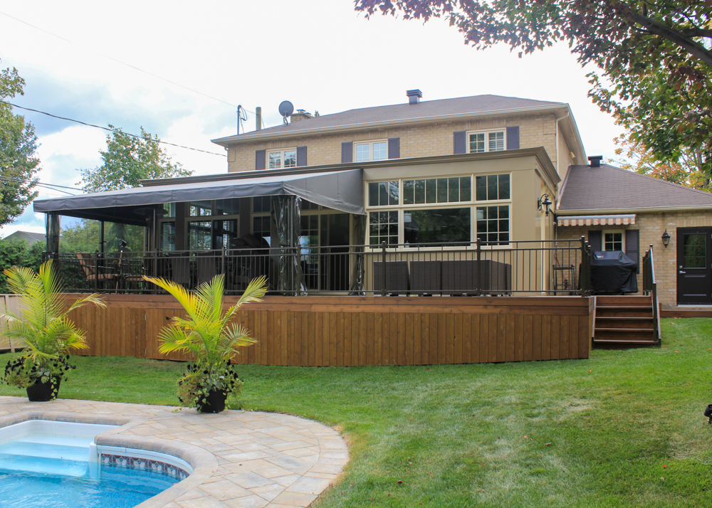 Auvent fixe avec rideau - Résidentiel • Été