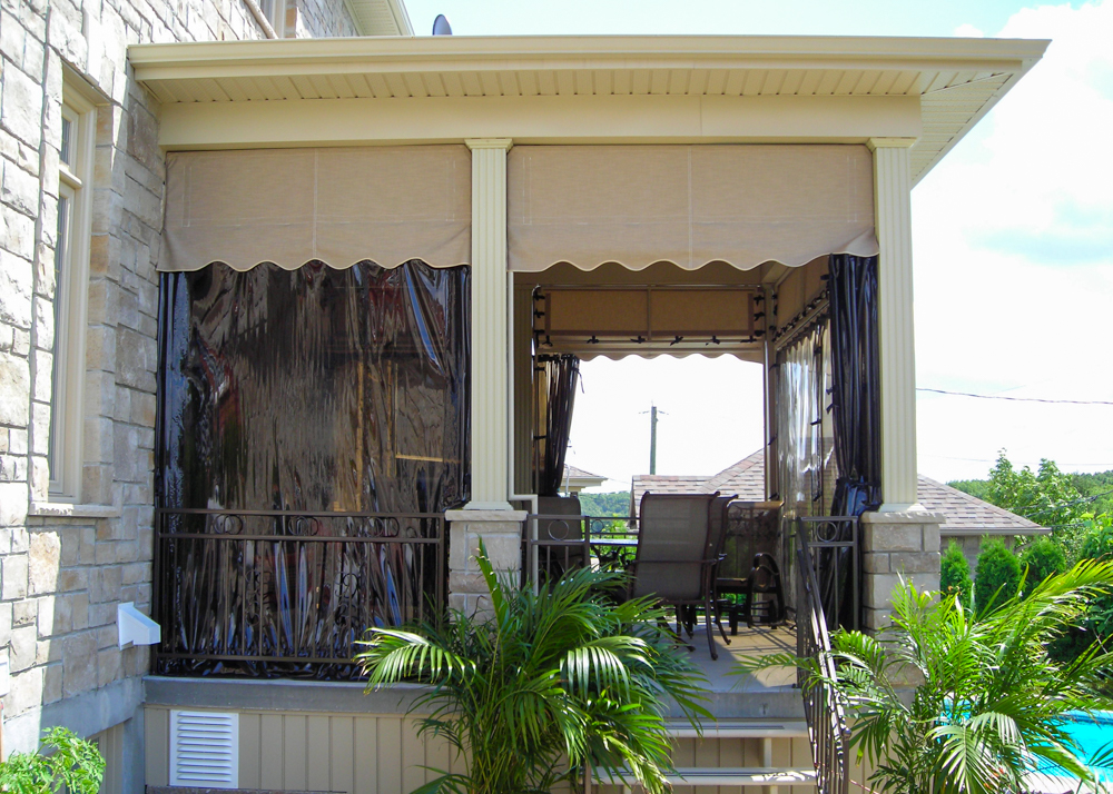 Valence et rideaux - Résidentiel • Été