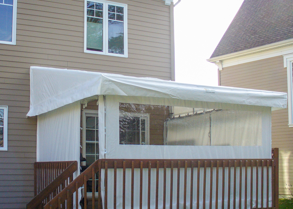 Auvent d'hiver avec fenêtre - Résidentiel • Hiver