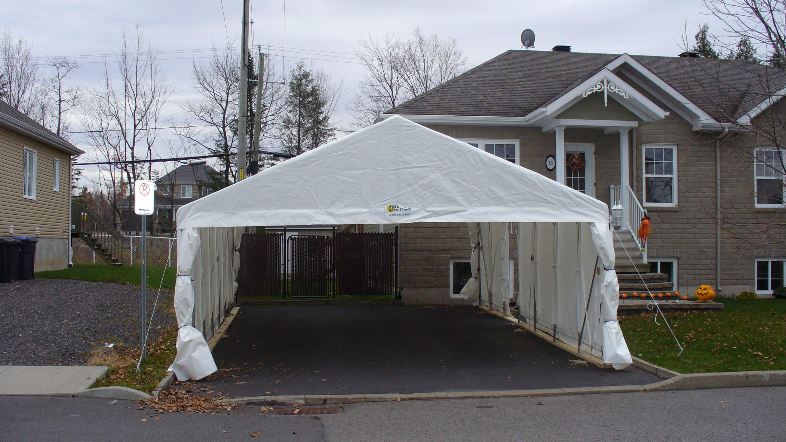 Garage double avec porte piéton - Résidentiel • Hiver