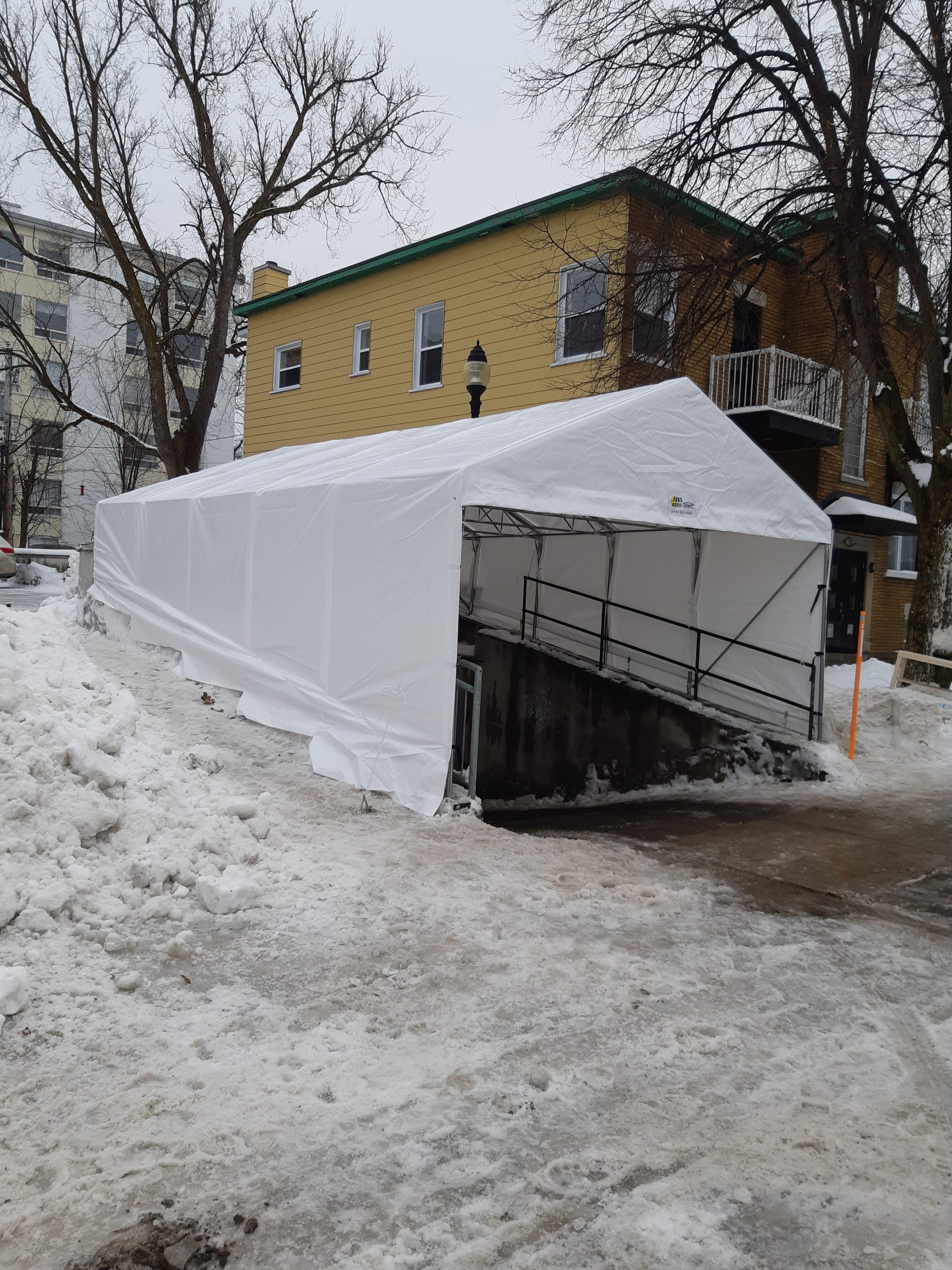 garage pour entrée de stationnement souterrain - Résidentiel • Hiver