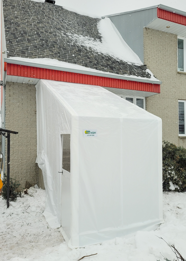 Portique avec porte rigide - Résidentiel • Hiver