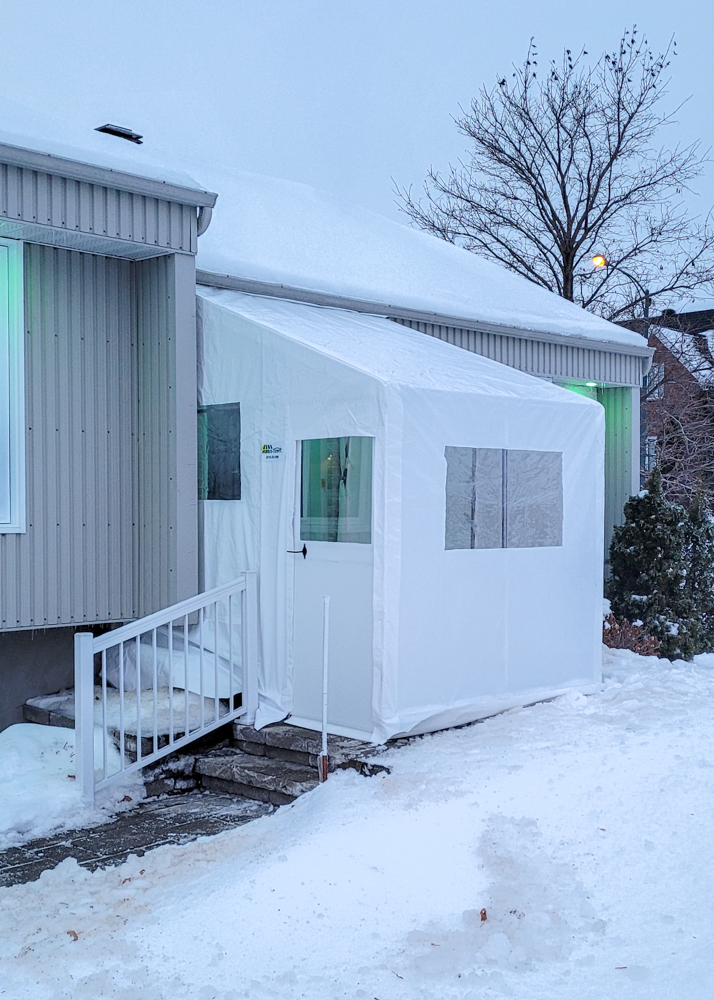 Portique avec porte rigide - Résidentiel • Hiver