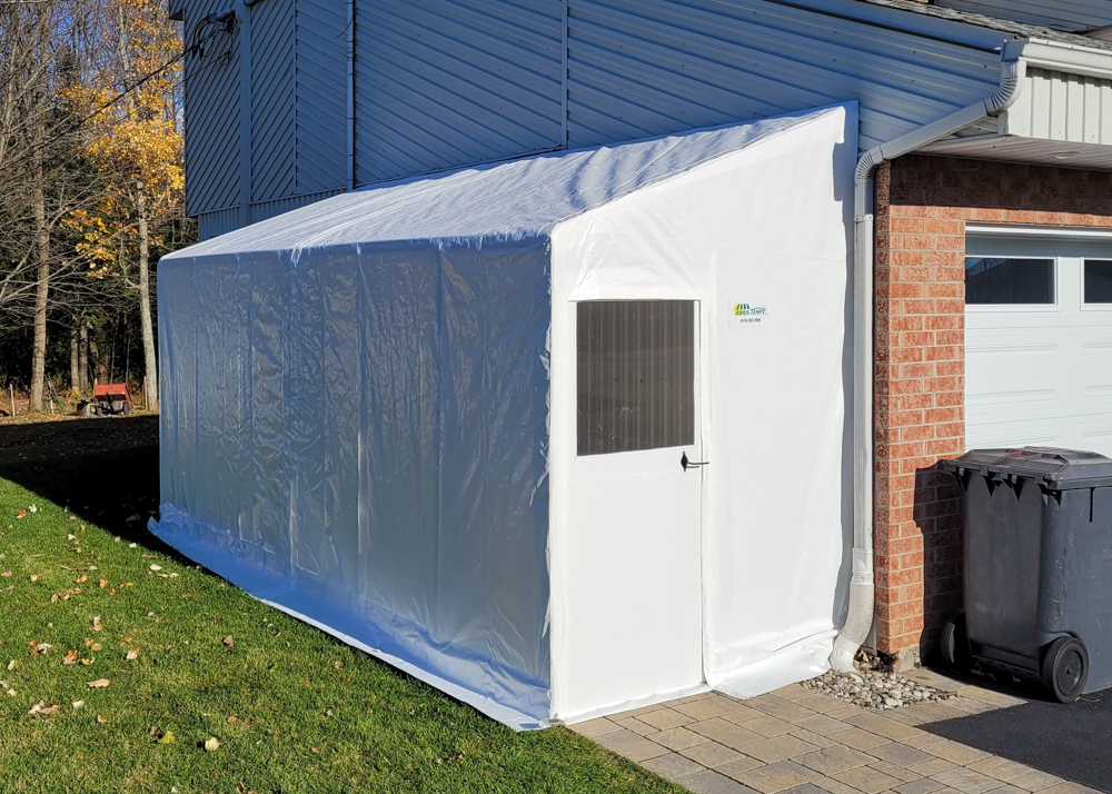 Portique avec porte rigide - Résidentiel • Hiver