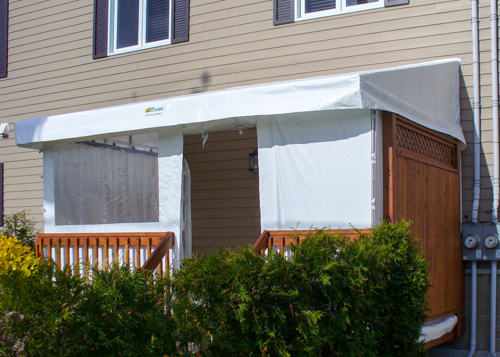 Toile d'hiver sur auvent de patio - Résidentiel • Hiver