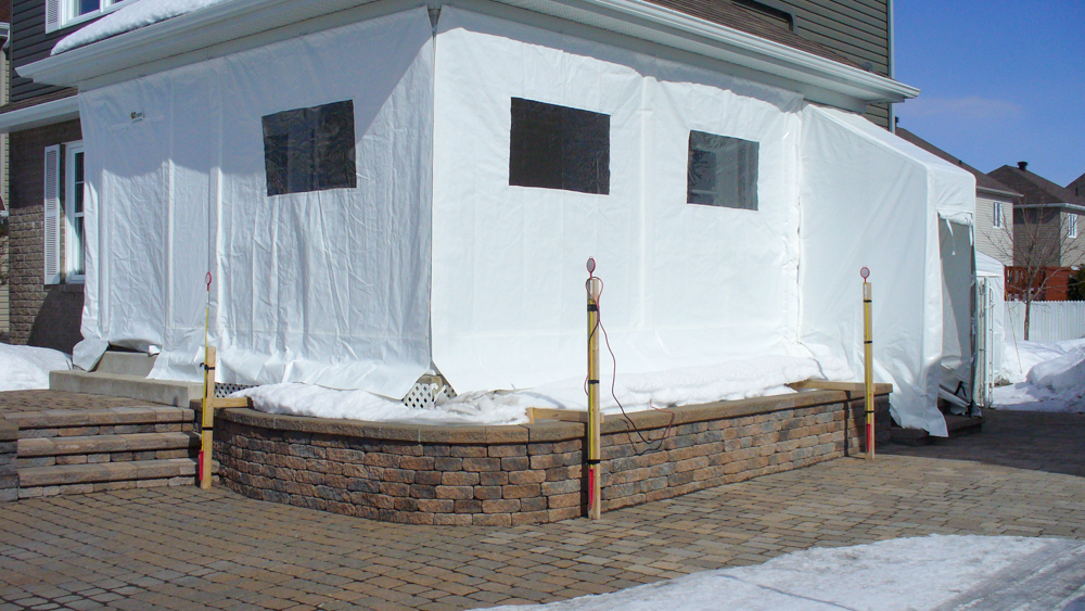 Toile de galerie avec portique - Résidentiel • Hiver